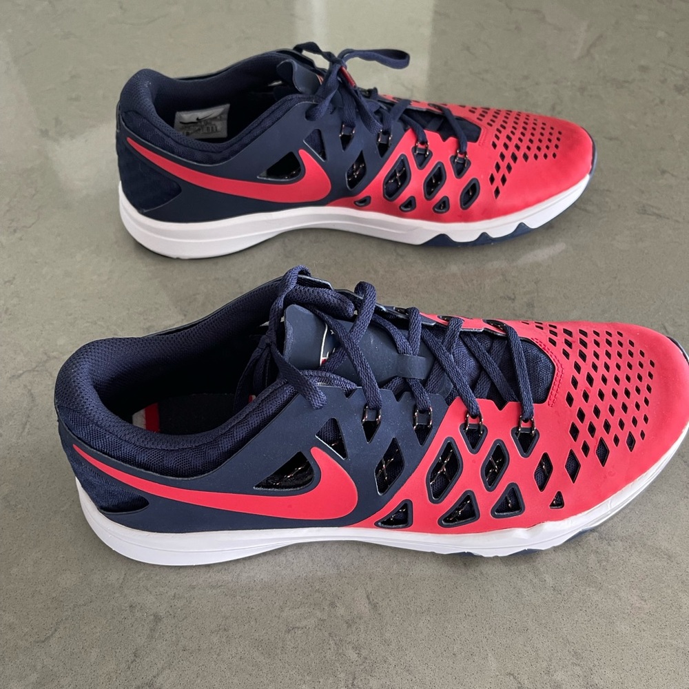 New England Patriots NFL Nike Train Speed x 4 amp Sneakers Men’s size 11.5